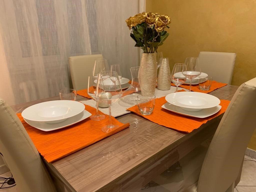 Apartmán Udine M2 Balcony Apt Milán Exteriér fotografie